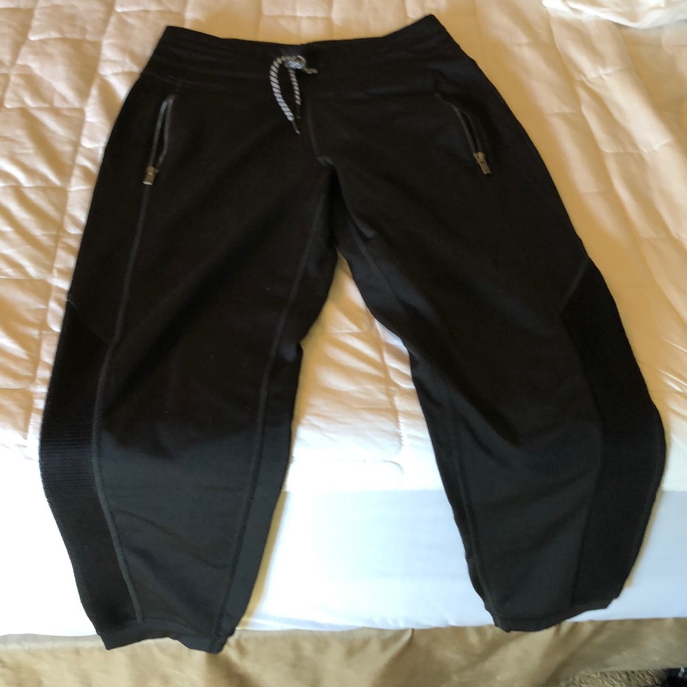 Black sweats Lucy.com - Picture 1 of 3